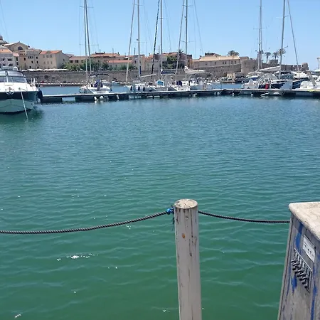 보트호텔 Houseboat Blueseadream Dolphin Casetta Galleggiante