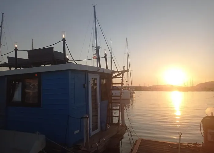Houseboat Blueseadream Dolphin Casetta Galleggiante