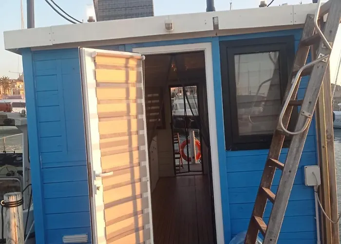 Botel Houseboat Blueseadream Dolphin Casetta Galleggiante Alghero