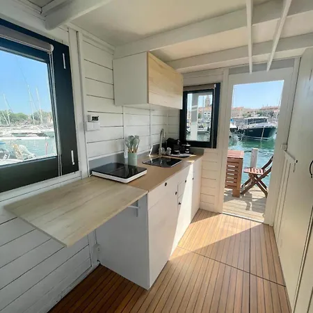 Houseboat Blueseadream Dolphin Casetta Galleggiante Båthotell *
