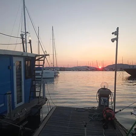 Houseboat Blueseadream Dolphin Casetta Galleggiante *