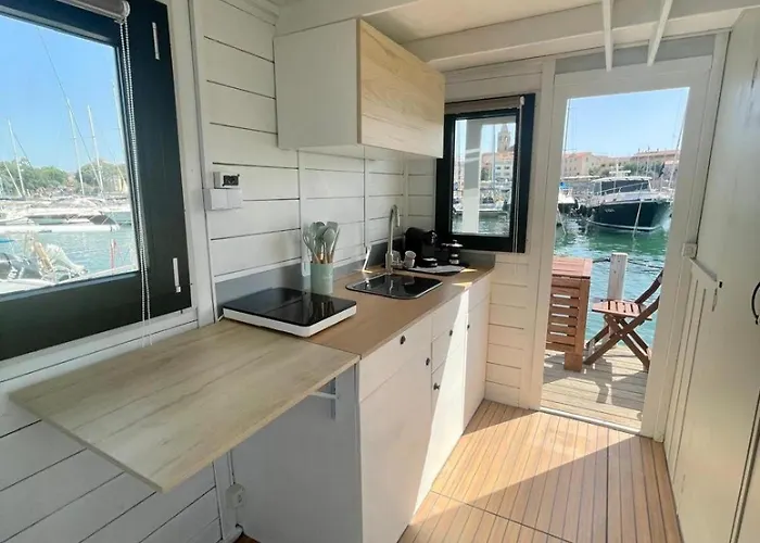 Houseboat Blueseadream Dolphin Casetta Galleggiante Bateau-hôtel *